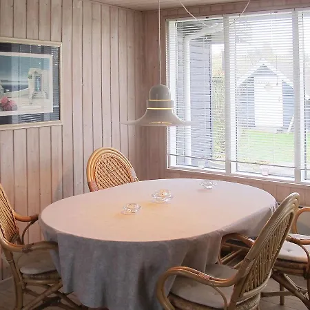 Two-bedroom Holiday In Vaeggerlose 30